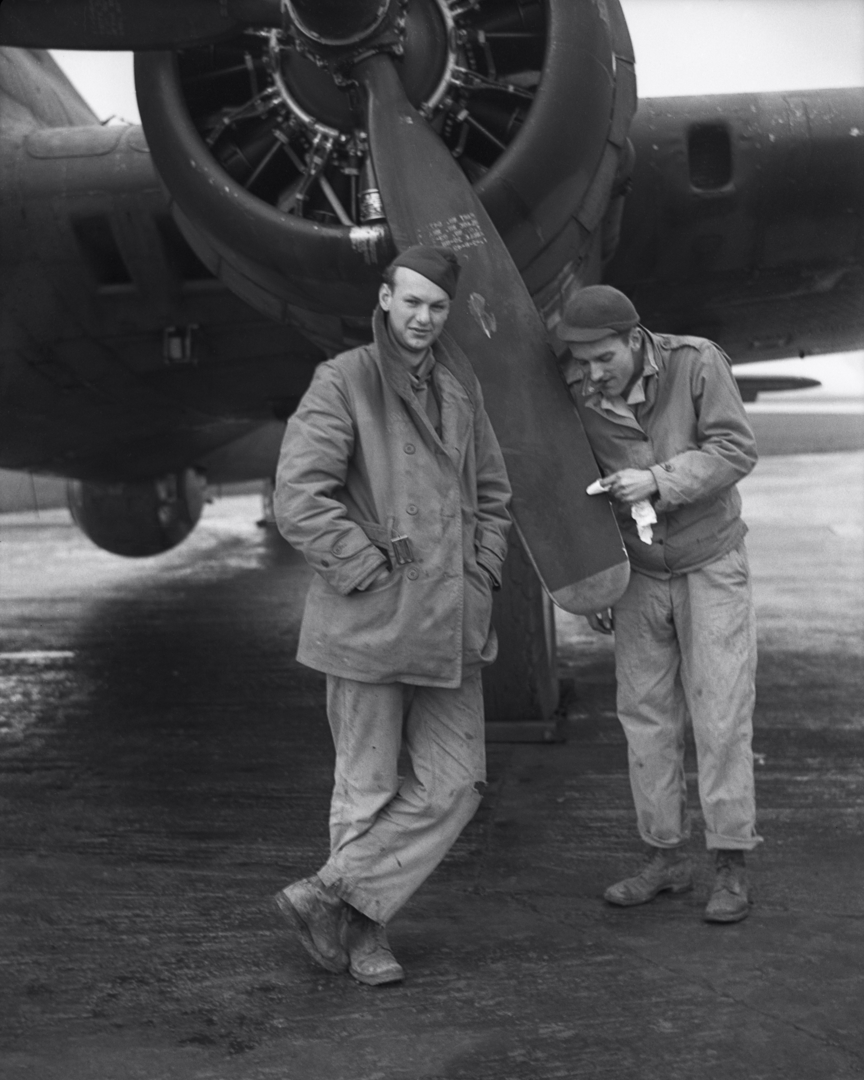 WWII_NEG_190715_001_p1c1w.jpg