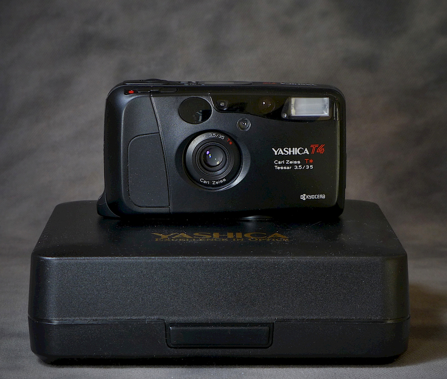 YashicaT4sm.jpg
