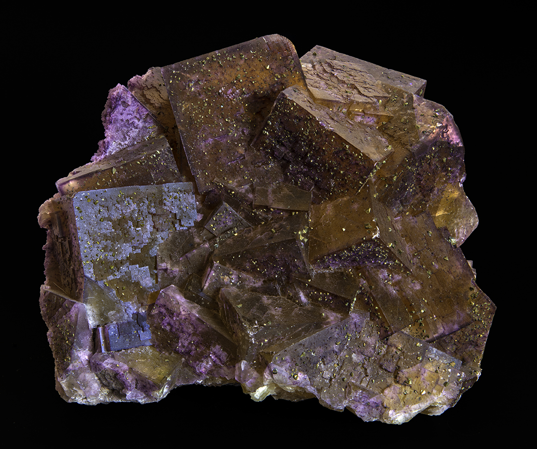 Zoned Fluorite (Yellow to Purple) with specks of Chalcopyrite, Cave-In-Rock, IL.jpg