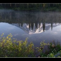 Mt-Rainier-reflected