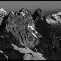 Vesper-Big4-sunrise_Pano2bw