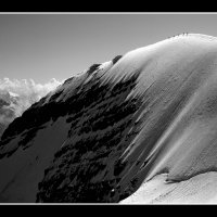 Climbers-on-Mt.-Athabasca