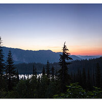 LakeLouiseSunrise.jpg