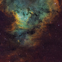 LRCC_sRGB_FW_UTIFF_V2_NGC7822_PSCC_Channels_SHO_Clean2_Blend_SCNR-AddM-35_WithSmallStars.jpg