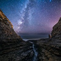 Crack To The Stars