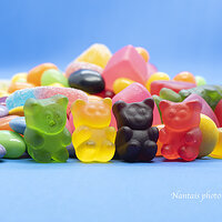 The gummy bears are watching !
