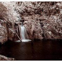Sweet Creek Falls in 720nm