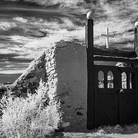 Galisteo_cemetary_BW