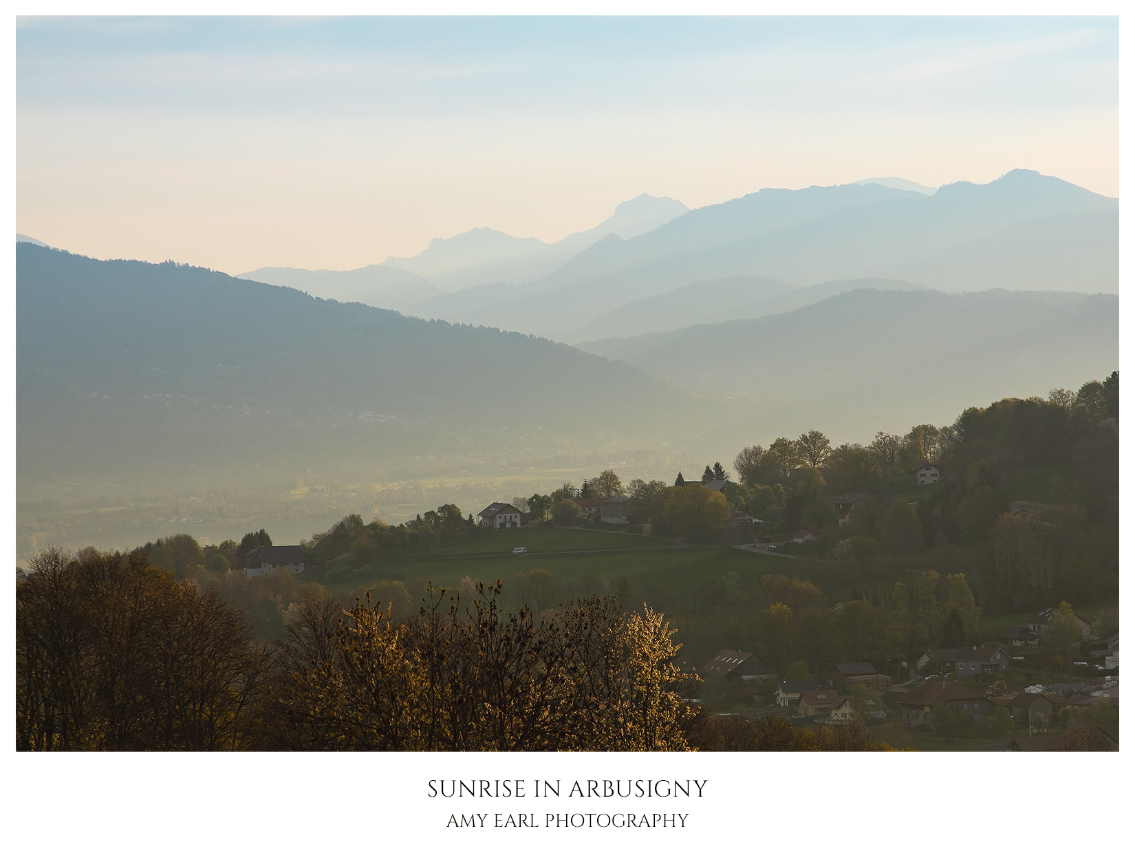 Arbusigny Sunrise II Focal World