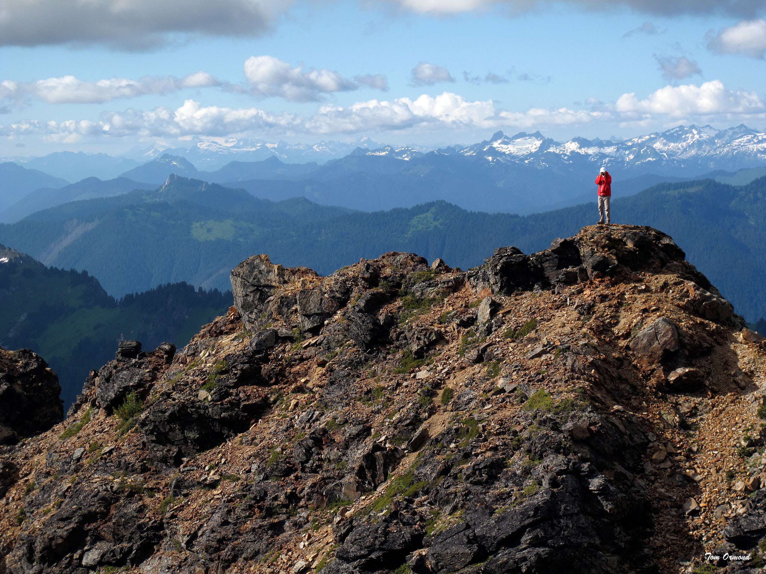 Jim-Shoots-on-Red-Mt.-2