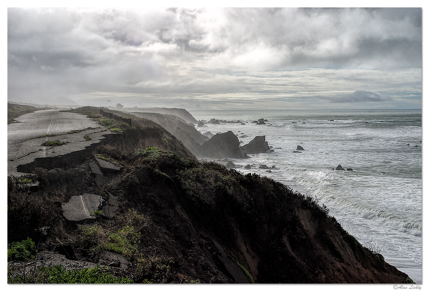 Pacific Ocean: 1, CalTrans: 0